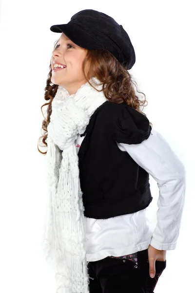 Una niña hermosa está en ropa de otoño, aislada en un fondo blanco — Foto de Stock