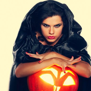 Cadı halloween gece elbiseli cinsel esmer