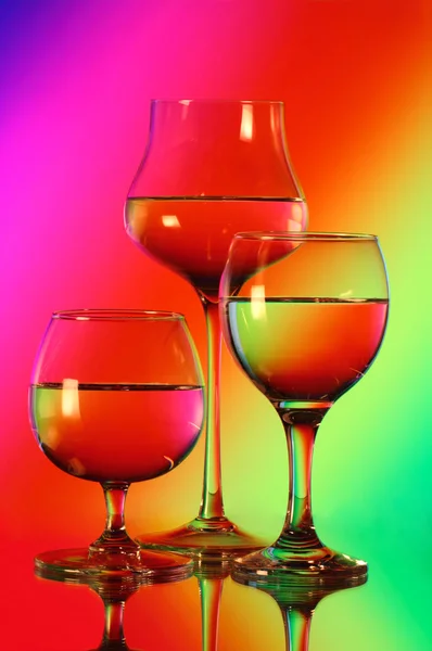 Trois verres à vin à l'eau — Photo