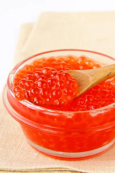 Caviar rojo fresco con cuchara — Foto de Stock