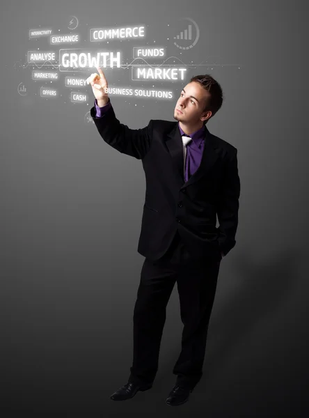 Üzletember, modern üzleti típusú gomb megnyomásával — Stock Fotó