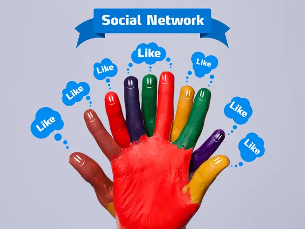 Sorrisos coloridos dedo feliz com sinal de rede social e como — Fotografia de Stock