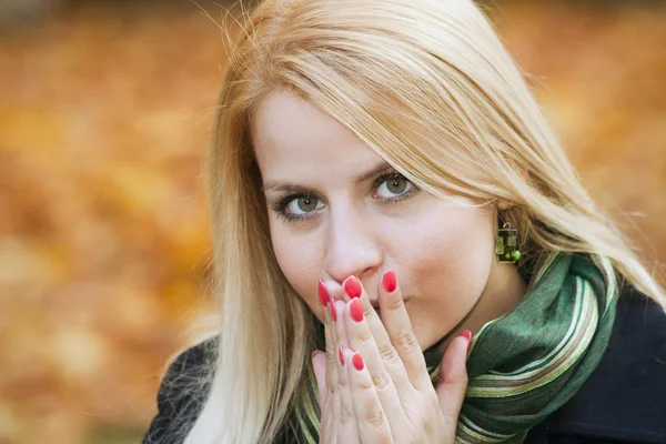 Young blond girl — Stock Photo, Image