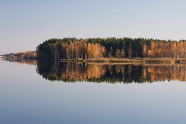 sonbahar lake forest