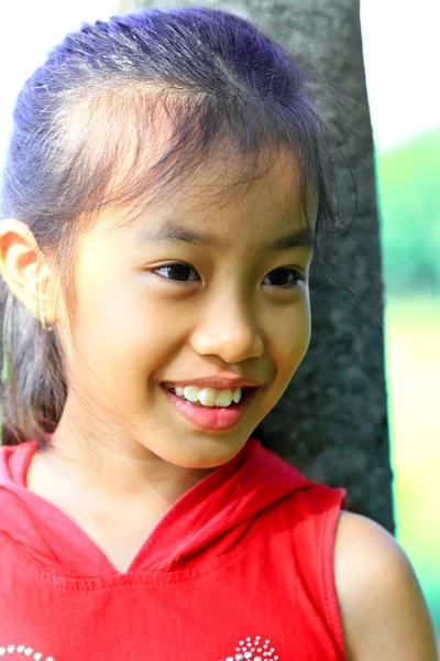 Retrato de engraçado linda menina — Fotografia de Stock