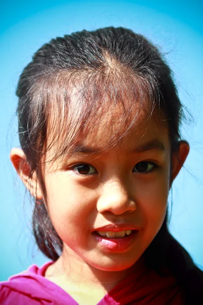 Portrét roztomilá mladá Asiatka — Stock fotografie