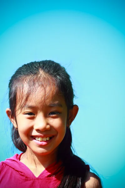 可爱的年轻亚洲女孩的肖像 — 图库照片
