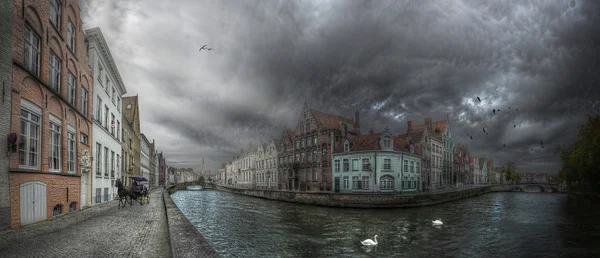 Brugge stadsgezicht panorama — Stockfoto