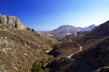 geri çekilen hills