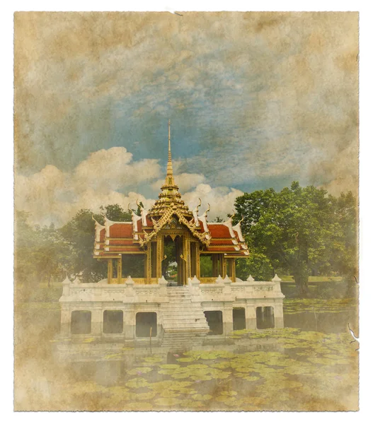 Thailändsk stil pavillion bild på gamla vintage papper — Stockfoto
