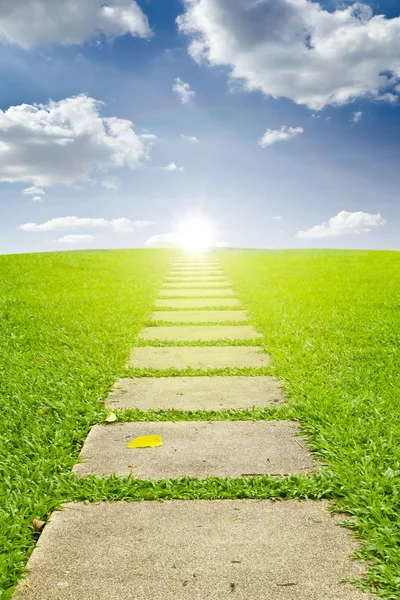 Walk way to the sun and blue sky — Stock Photo, Image