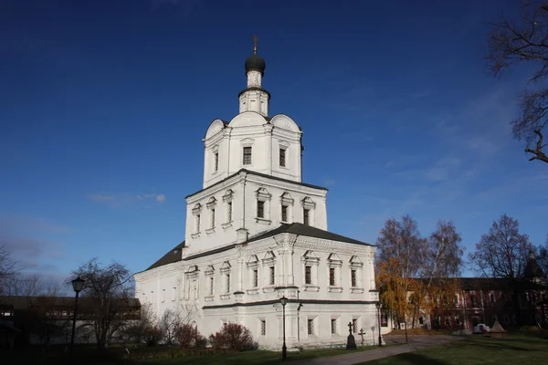 구세주의 andronikov 수도원입니다. 아 케 인 젤 마이클의 교회. — 스톡 사진
