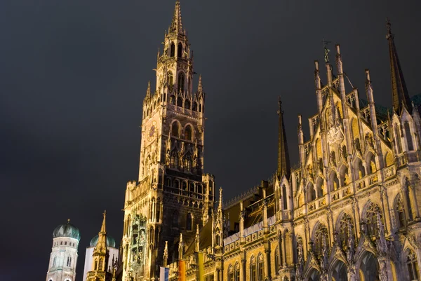 Yeni Belediye Binası'nda marienplatz Münih