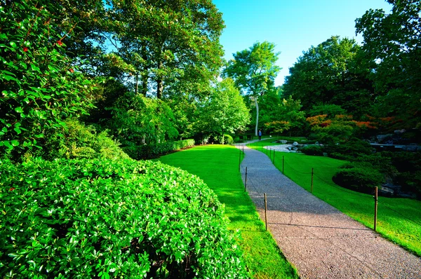 Jardim de Quioto em Holland Park, Londres — Fotografia de Stock