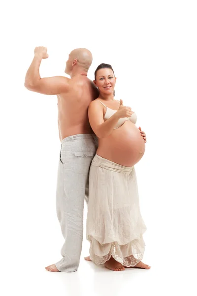 Ευτυχισμένη έγκυος γυναίκα με τον άντρα της — Φωτογραφία Αρχείου