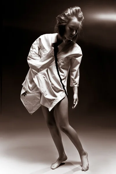 Modern fashionable woman over gray — Stock Photo, Image