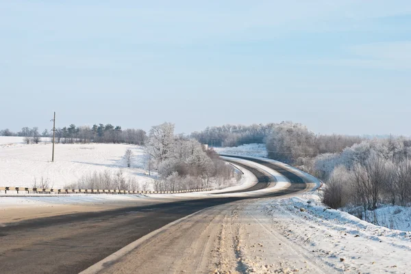 Зимние дороги — стоковое фото