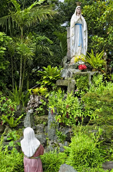 Statua della Vergine Maria — Foto Stock