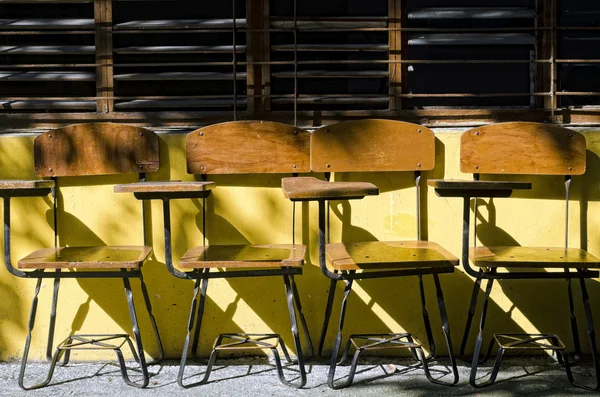 学校桌椅 — 图库照片