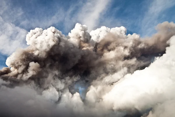 埃特纳火山的喷发 — 图库照片