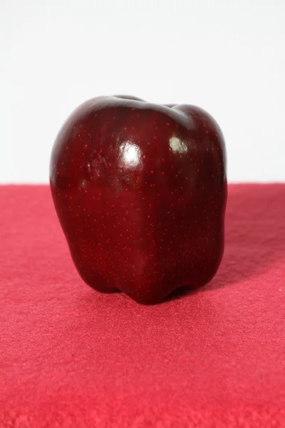 Яблоко, красный — стоковое фото
