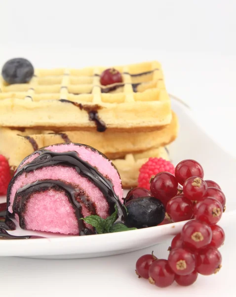 Waffles with strawberry ice cream — Stock Photo, Image