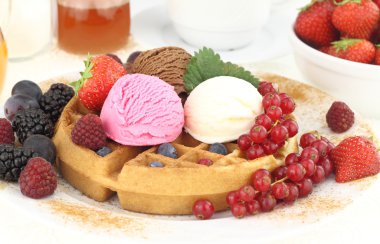 Fresh Waffle with ice cream clipart