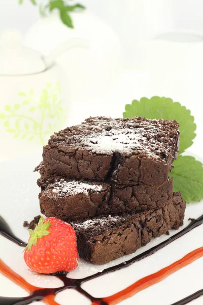 Chocolate cake on a plate — Stock Photo, Image
