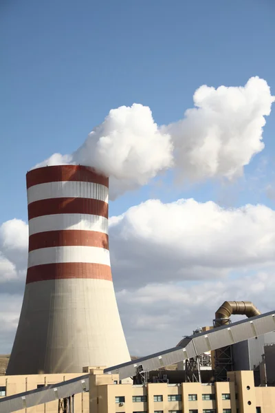 Smoking chimney of a power plant — Stock Photo, Image