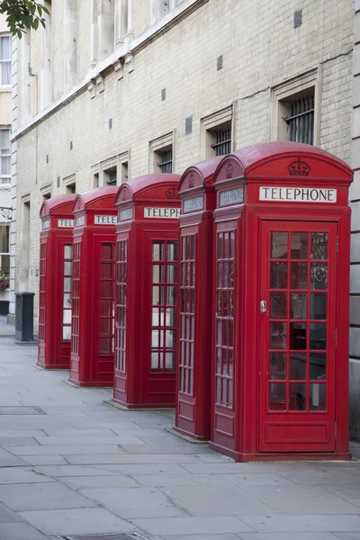 Телефонные будки, Лондон — стоковое фото
