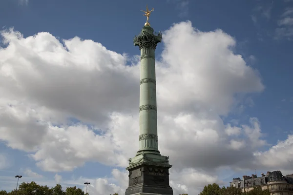 Colonne de Juillet, Plaza de la Bastilla, París — Foto de Stock