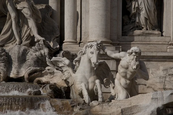 Trevi σιντριβάνι στη Ρώμη, Ιταλία — Φωτογραφία Αρχείου