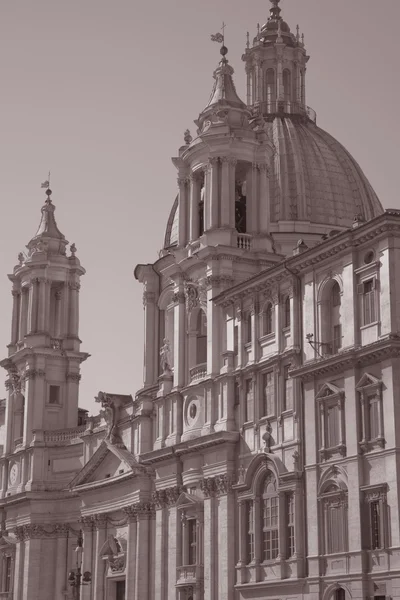 Sant Agnese Agone templom, a Piazza Navona tér; Róma — Stock Fotó