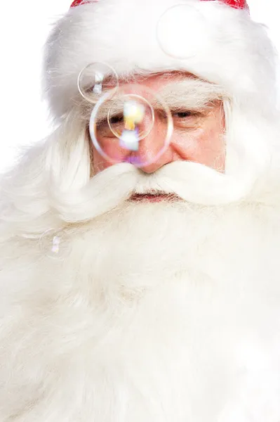 Papai Noel retrato sorrindo isolado sobre um fundo branco um — Fotografia de Stock