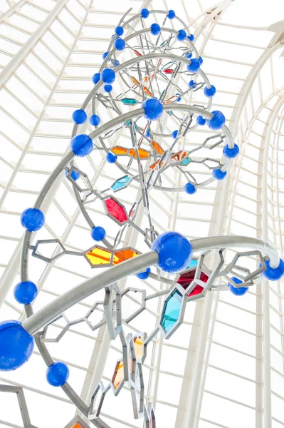 DNA stå på museum of science, valencia, Spanien — Stockfoto