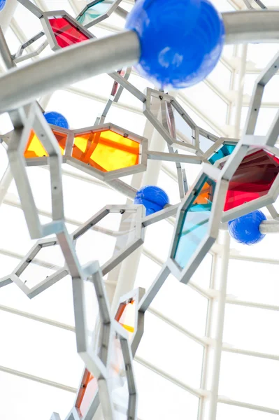 DNA stojí v muzeu vědy ve Valencii, Španělsko — Stock fotografie