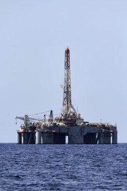 Italy, Mediterranean Sea, offshore oil platform clipart