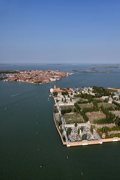 Italia, Venecia, Isla de Murano, Isla de San Michele (cementerio de San Michele) ) — Foto de Stock