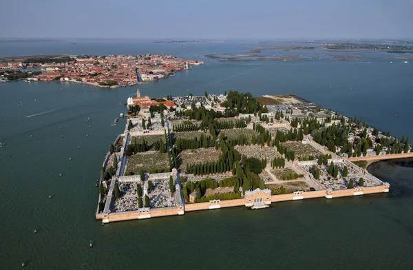 Itália, Veneza, Ilha Murano, Ilha de São Michele (cemitério de São Michele ) — Fotografia de Stock
