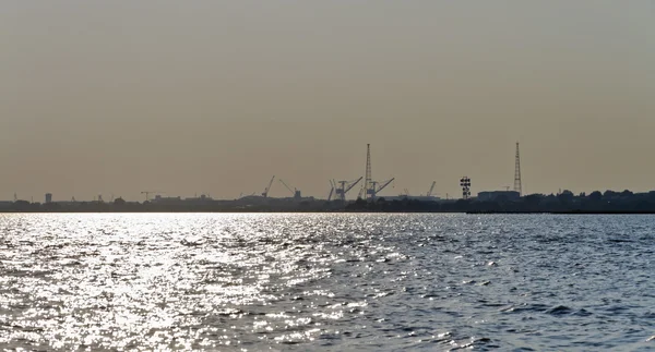 Itália, Veneza, lagoa veneziana e indústrias de Porto Marghera — Fotografia de Stock