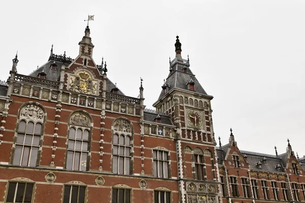 Holland, amsterdam, weergave van het centraal station — Stockfoto