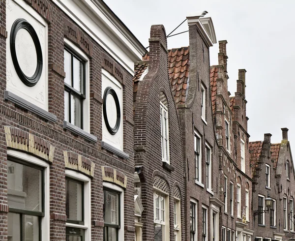 Holanda, Edam village (Amsterdam), casas típicas de piedra holandesa — Foto de Stock