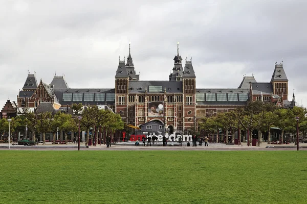 Holland, amsterdam, rijksmuseum gevel — Stockfoto