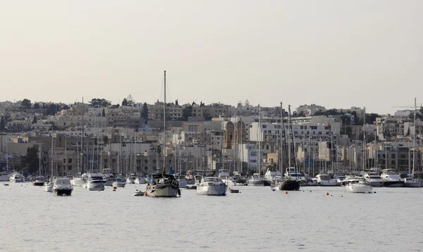 Malta Island, luxury yachts in La Valletta port — Stock Photo, Image