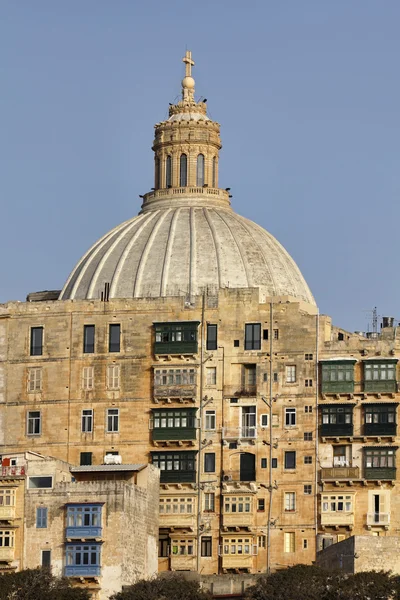 Île de Malte, vue sur le dôme de La Valette et de la cathédrale Saint-Jean — Photo