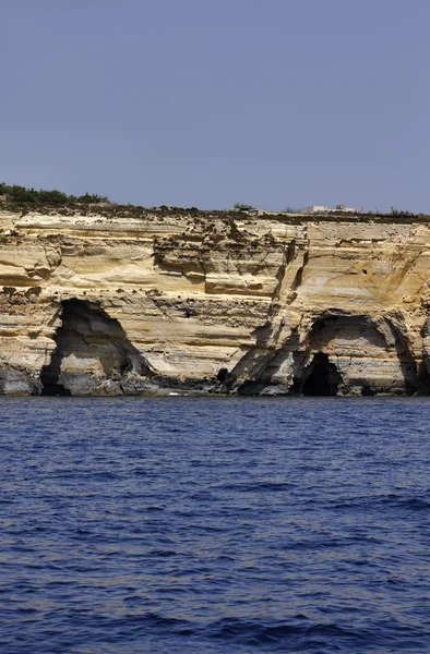 Malta island, utsikt över den västra klippiga kusten — Stockfoto