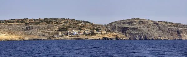 Malta island, panoramautsikt över steniga södra kust — Stockfoto