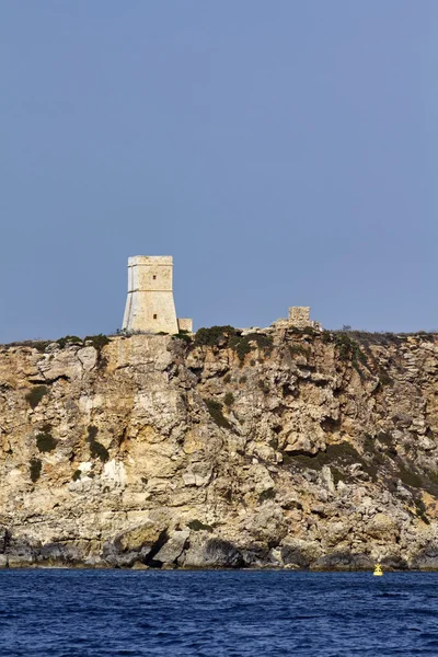 Malta Island, antiga torre de Saracin — Fotografia de Stock