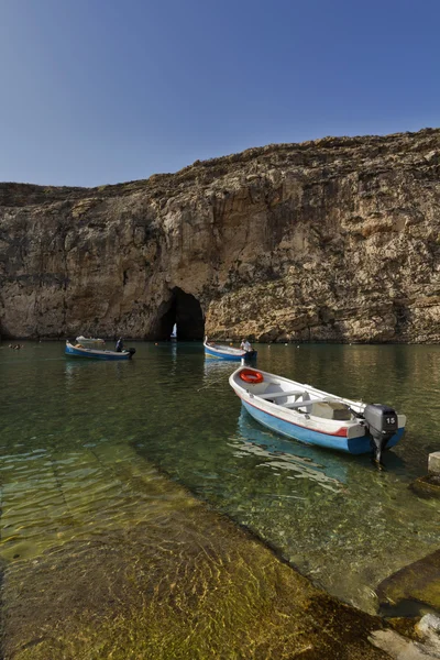 Malta, Isla Gozo, vista de la laguna interna de Dwejra — Foto de Stock