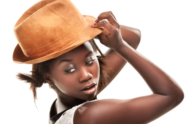 Красивая молодая черная девушка — стоковое фото